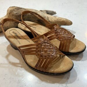 Softspots Tan Women’s Leather Strappy Woven Sandals Size 8.5